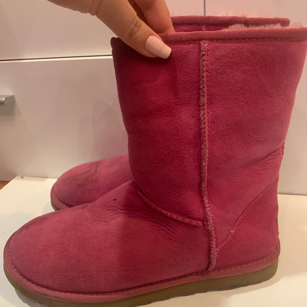 Pink UGG boots - Picture 4 of 12